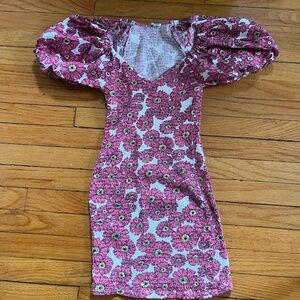 Zara Floral Bodycon Dress with Cap Sleeves- size small